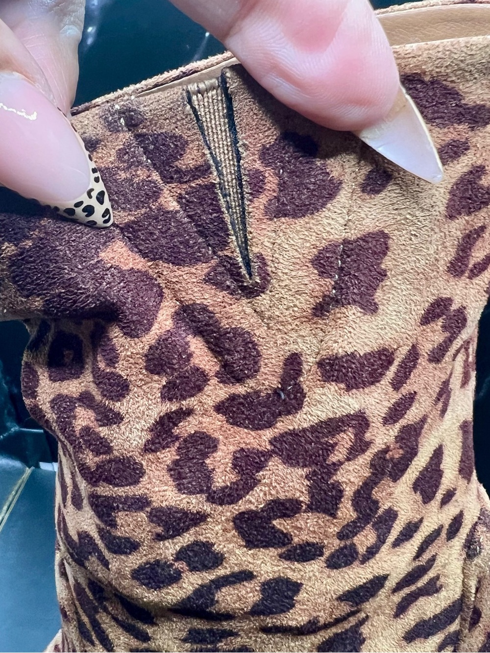 Corkys Hey Girl “Wicked” Leopard Print 2.5” Block Heel Ankle Boots - NWOB Sz7 - Picture 3 of 7